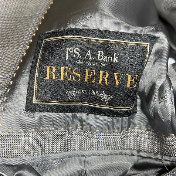 Jos A. Bank RESERVE Gray Plaid Men's Blazer Size 46 REGULAR - Picture 10 of 10